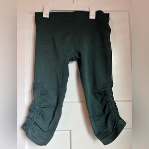 lululemon athletics Cropped Leggings
